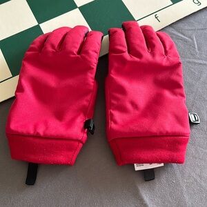 Uniqlo kids gloves (small/medium)